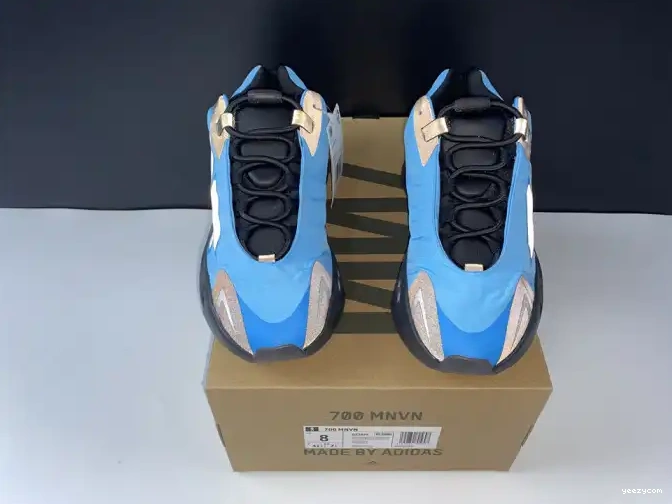 'Bright Boost GZ3079 MNVN Yeezy Cyan' 700 ADIDAS 0428